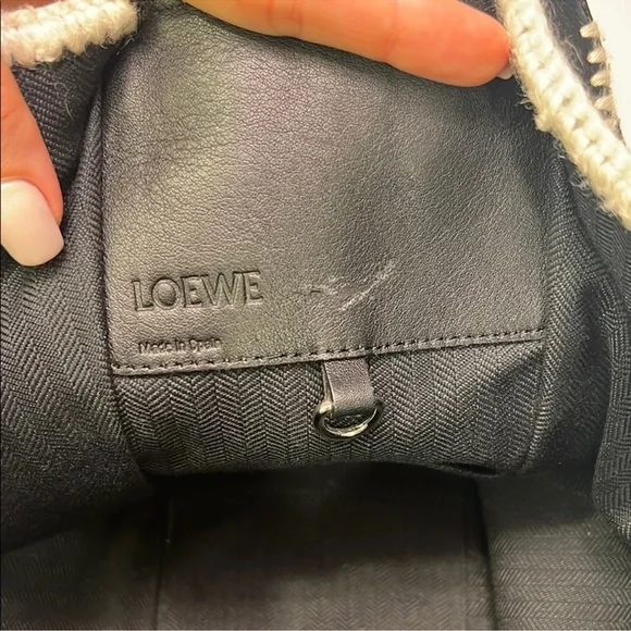 Loewe Hammock Tweed Black/White Small Tote Bag with Classic Checkered Pattern - Picture 6 of 16